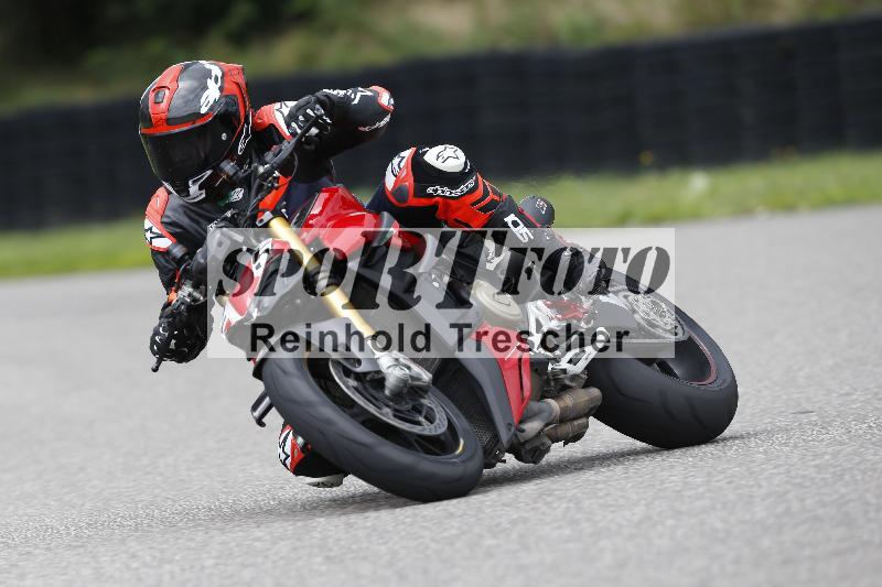 /37 28.07.2025 Dunlop Ride und Test Day ADR/Einsteiger gruen/25